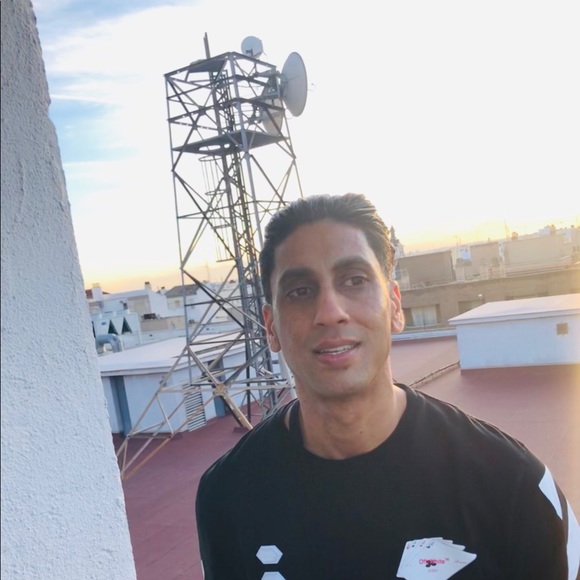 Meet your Posher, Navindra - Picture 1 of 1